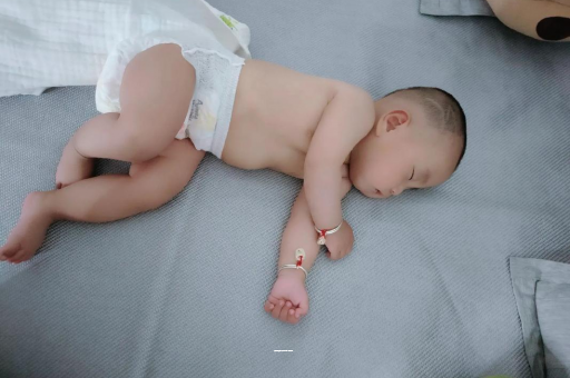 秦皇岛三个月宝宝发育标准